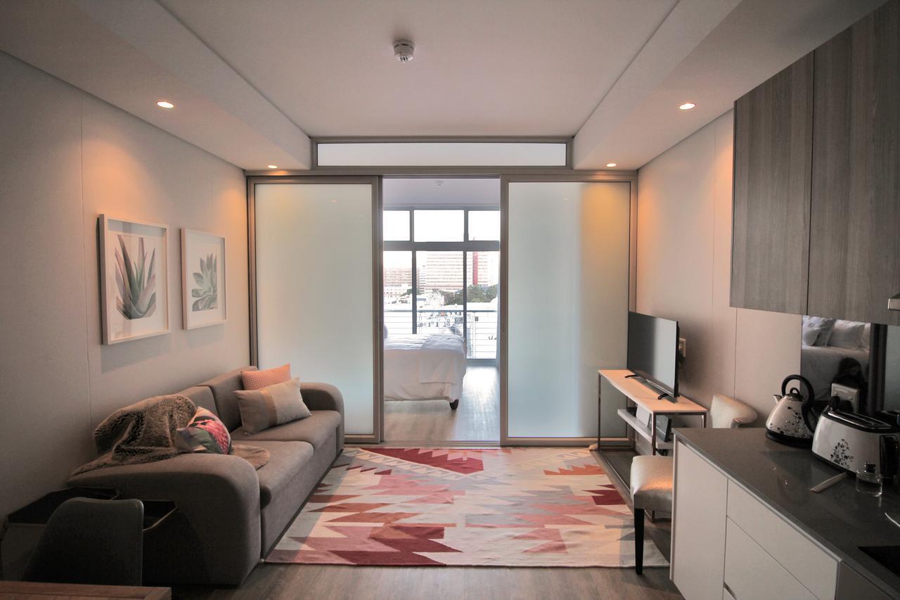 Sensational Sentinel Apartment *