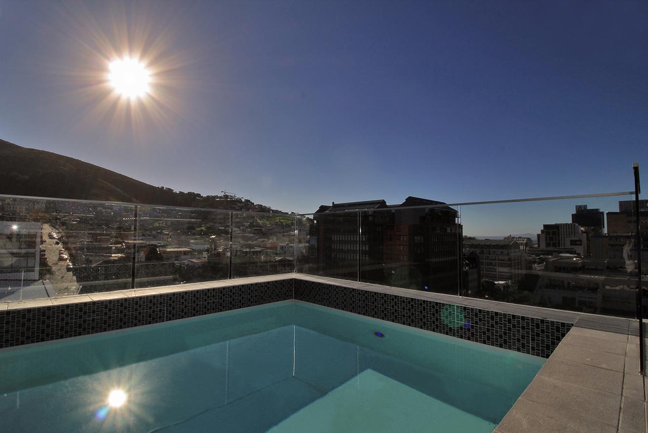 Sensational Sentinel Apartment *